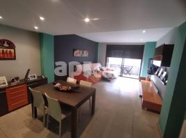 Piso, 115.00 m², cerca de bus y tren, seminuevo, MONTCADA CENTRO