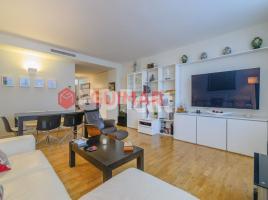 Piso, 150.00 m², cerca bus y metro, VILA OLIMPICA