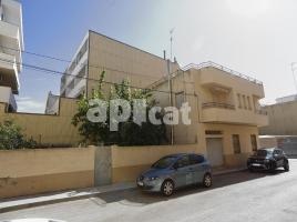 Casa (unifamiliar adosada), 268.00 m², cerca de bus y tren