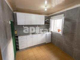 Houses (detached house), 113.00 m², near bus and train, Centro