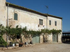 Casa (casa rural), 637.00 m², prop de bus i tren, Llers