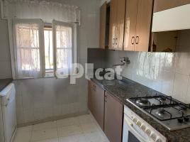 Casa (unifamiliar aislada), 398.00 m², cerca de bus y tren, Llado