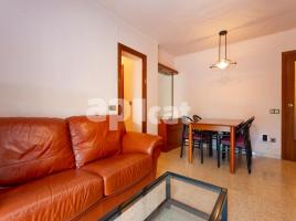 Piso, 60.00 m², cerca de bus y tren