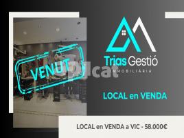 Local comercial, 82.00 m², cerca de bus y tren