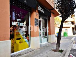 Local comercial, 82.00 m², cerca de bus y tren