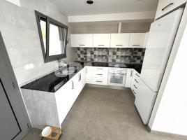 Casa (unifamiliar aïllada), 90.00 m², prop de bus i tren