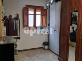 Pis, 90.00 m², prop de bus i tren, Calle de Gandesa