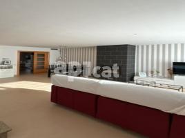  (unifamiliar adossada), 300.00 m², presque neuf, Calle ONZE SETEMBRE, 26