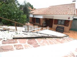 Casa (xalet / torre), 297.00 m²