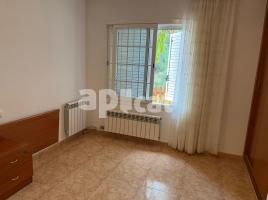 Casa (xalet / torre), 346.00 m², prop de bus i tren, seminou, Calle Farigola