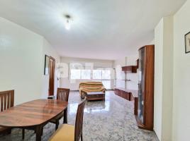 Piso, 110.00 m², cerca de bus y tren, Calle del Conflent