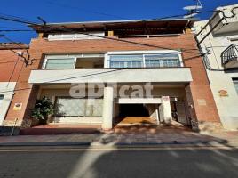 Casa (unifamiliar adossada), 235.00 m², Calle Dr Fleming 