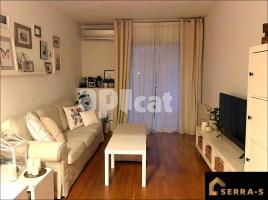 Pis, 119.00 m², prop de bus i tren