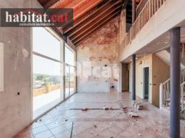 Obra nova - Casa a, 345.00 m², prop de bus i tren, nou