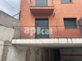 Pis, 111.00 m², prop de bus i tren, seminou