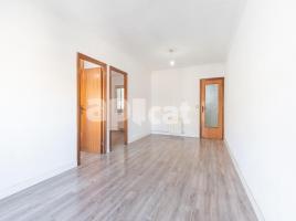 Pis, 102.00 m², prop de bus i tren