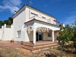 Houses (villa / tower), 150.00 m², almost new, Avenida Rafael Albertí