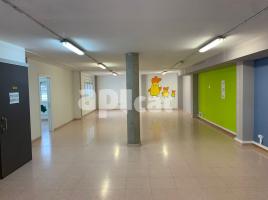 Lloguer local comercial, 380.00 m²