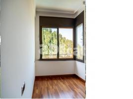 Casa (chalet / torre), 296.00 m²