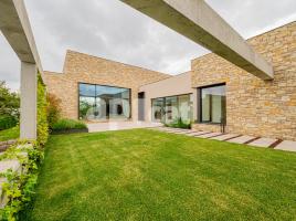 Casa (xalet / torre), 430.00 m², nou, Avenida Goitallops