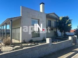  (unifamiliar aïllada), 360.00 m², fast neu, Calle del Trencalòs