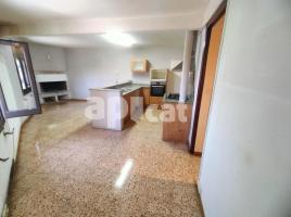 Casa (unifamiliar adossada), 290.00 m², Calle Montclar