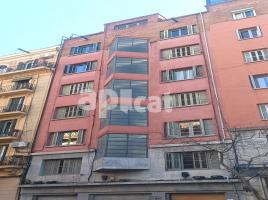 Piso, 68.00 m², cerca de bus y tren