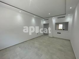 Flat, 100.00 m², near bus and train