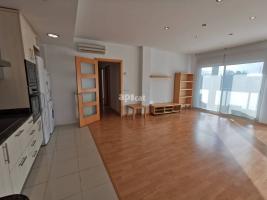 Pis, 87.00 m², seminou