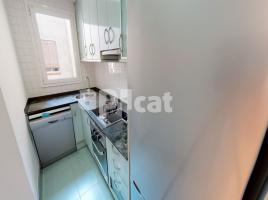 Flat, 71.00 m², near bus and train