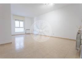 Flat, 60.00 m², almost new