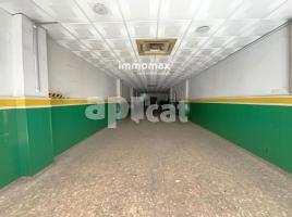 Local comercial, 242 m², Zona