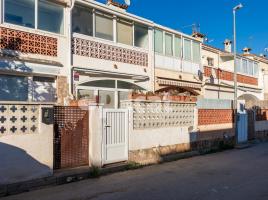 Houses (terraced house), 97.00 m², Calle Puigmal-F1, 81