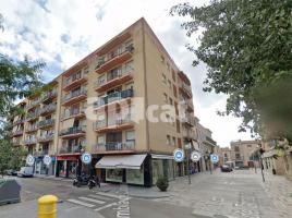 Flat, 87.00 m², near bus and train