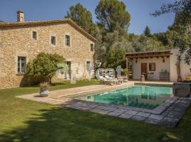 Houses (masia), 470 m², Zona