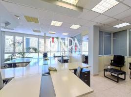 Oficina, 320.00 m²