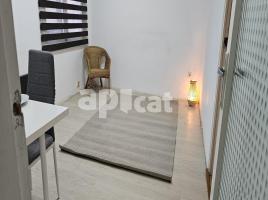 Pis, 51.00 m², Calle de Girona