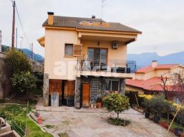 Houses (villa / tower), 261.00 m², Calle Carrer, Ter, 6