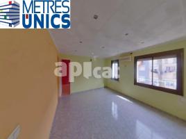 Pis, 60.00 m², près de bus et de train, Calle Miguel de Cervantes