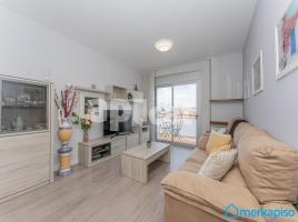 Piso, 115.00 m², cerca de bus y tren, seminuevo