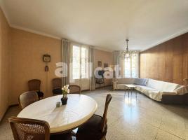 Apartament, 123.00 m², close to bus and metro, Calle de Tamarit