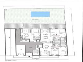 , 557.00 m²