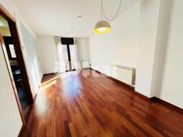 Flat, 75.00 m², almost new