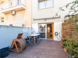 Houses (terraced house), 185.00 m², near bus and train, almost new