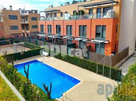  (unifamiliar adossada), 125.00 m², 九成新, Calle de Josep Maria Vila