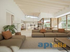 Houses (villa / tower), 320.00 m², new, Calle Jesús Moncada, 3