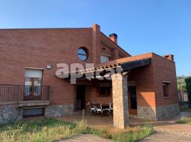 Casa (chalet / torre), 390.00 m²