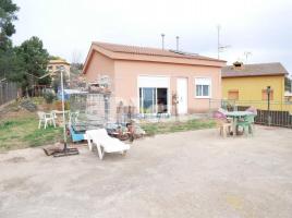 Houses (villa / tower), 146.00 m², Calle Argimont