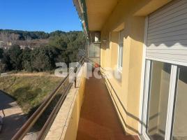 Flat, 95.00 m², near bus and train