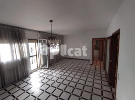 Pis, 153.00 m², prop de bus i tren, GURU GU